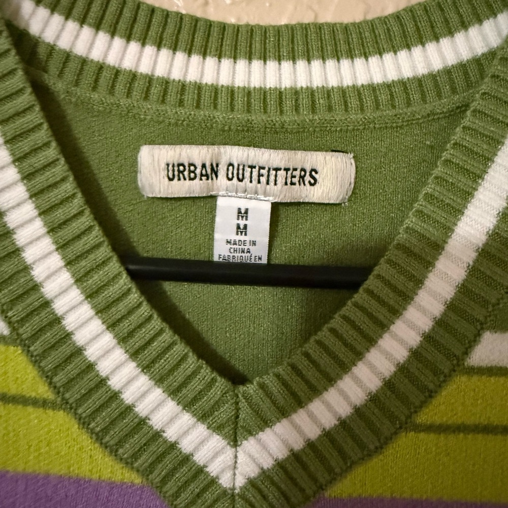 Urban Outfitters Top - Picture 2 of 2